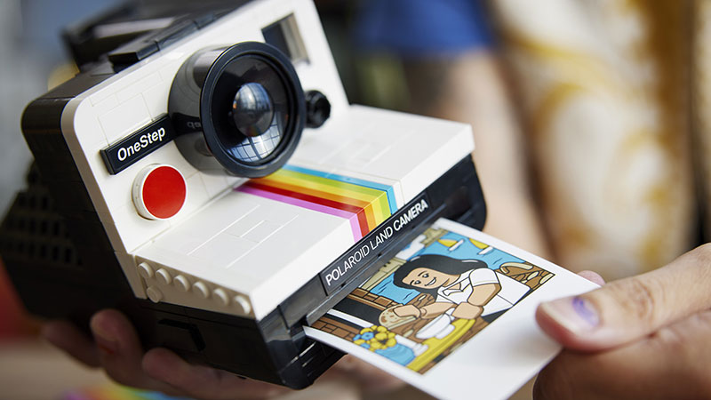 LEGO e Polaroid lanciano il nuovo set vintage!