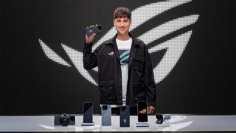 ASUS ROG: al CES 2024 presentato il ROG Phone 8