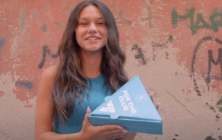 EA SPORTS FC e SSC Napoli celebrano la partnership con una speciale pizza a portafoglio!