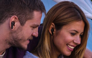 Il TGTech torna il 26 settembre: in regalo i fantastici auricolari Creative Aurvana Ace!