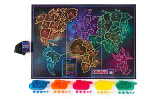 RisiKo! Deluxe: la plancia più grande di sempre nella nuova imperdibile edizione fluo