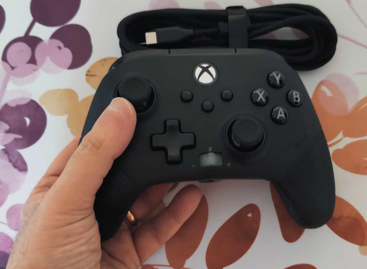 FUSION Pro 4 Wired Controller