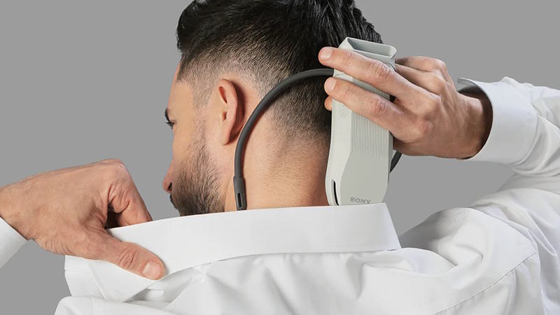 Sony presenta il modello premium "REON POCKET PRO", dispositivo termico indossabile smart