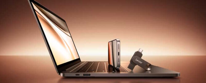 Lexar JumpDrive D500, la chiavetta dual connector è ora disponibile in Italia