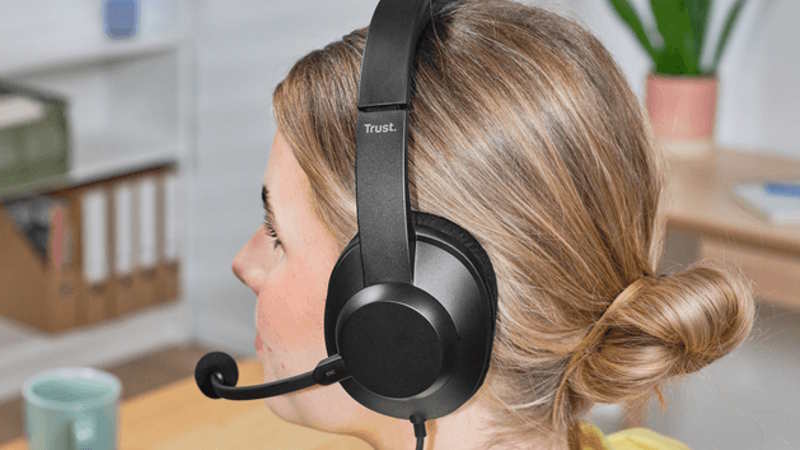 Trust migliora la postazione di lavoro con un ecosistema pensato per comfort e produttività