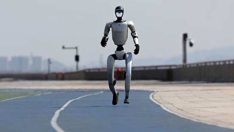 HONOR “D1” Humanoid Robot infrange il record mondiale umano alla mezza maratona 2026