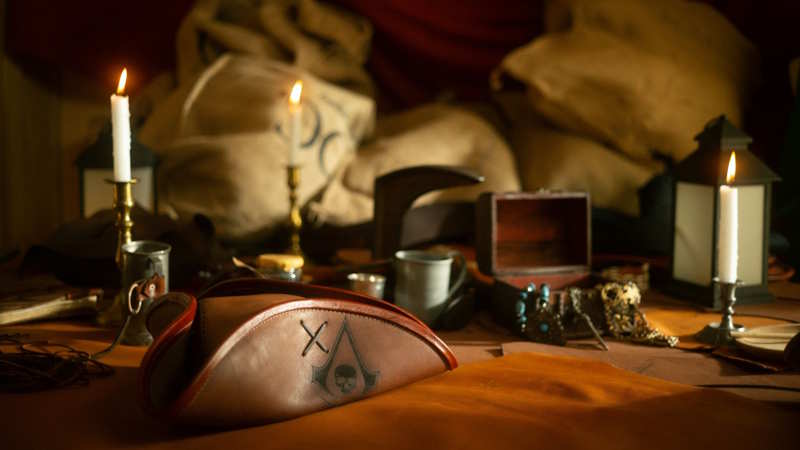 Assassin’s Creed Black Flag Resynced: Ubisoft celebra il ritorno dei pirati con un tricorno artigianale Made In Italy dedicato a Edward Kenway