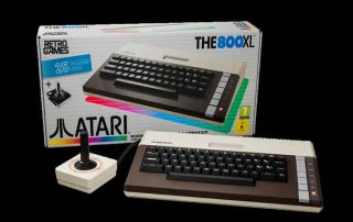 Atari 800XL torna nel 2027: il leggendario home computer rinasce con 25 giochi, cartucce, BASIC e HDMI