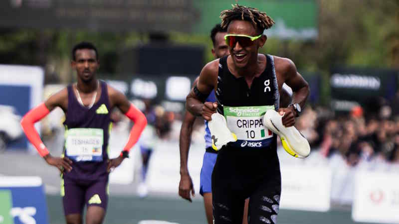Yeman Crippa si prepara alla Maratona di New York: 200 km a settimana e un'abitudine che sorprende